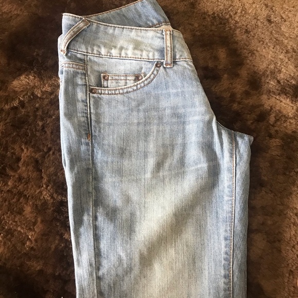 SALE ‼️Mango Bermuda Jeans in VGUC 👖👖👖 - Picture 4 of 7